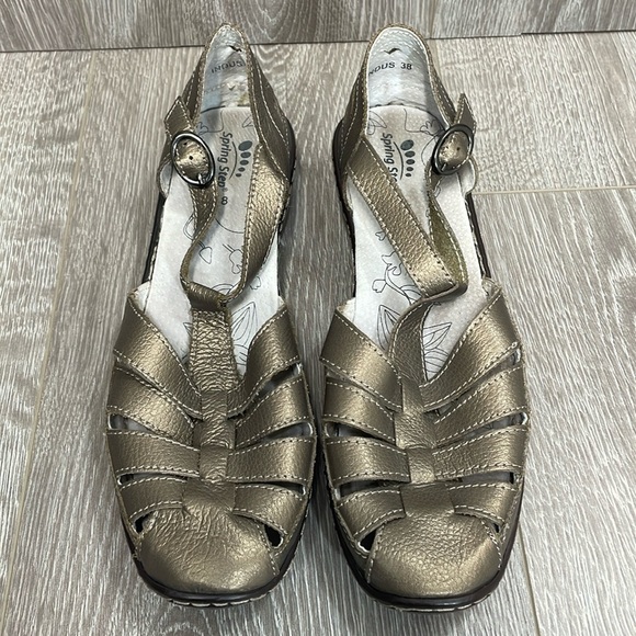 Spring Step Indus Leather Fisherman Sandals T Strap Metallic EU Size 38 - Picture 1 of 15